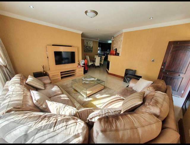 3 BEDROOM HOUSE FOR SALE IN AMANDASIG